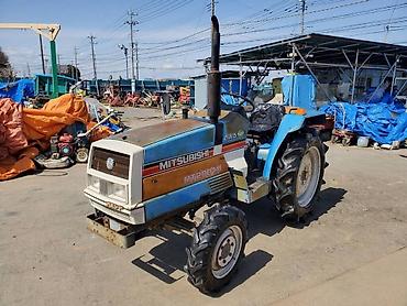 Мини-тракторы Mitsubishi: Продается Японский мини трактор Митцубисси МТ2001DX. 4x цилиндровый — 16