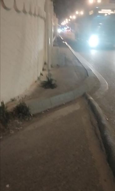 starex (xırdalan) fotolar: Bine merkezde korpunun duz yanı tamstorun arxasi. yola 50m hec yoxdu — 1
