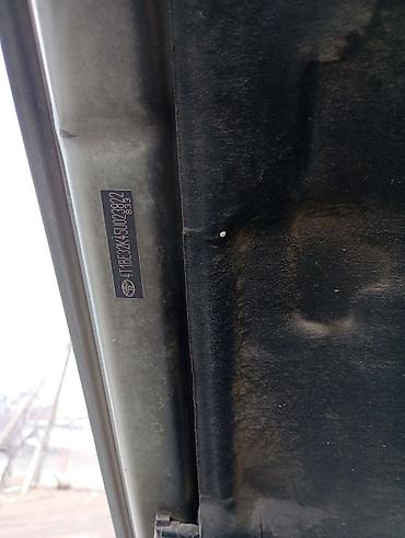 Наклейки и эмблемы: Оригинальные заводские наклейки/шильдики VIN Toyota - Комплект — 7