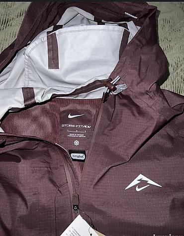 vikend torba: NIKE Trail Cosmic Peaks Gore-Tex Infinium Jacket vel. M NOVO 
FZ — 3