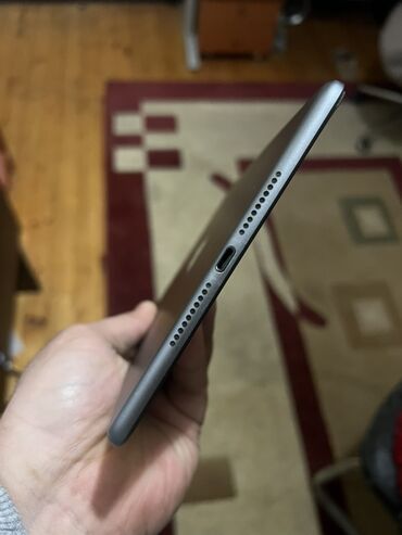 Apple iPad: Apple iPad mini (Space Gray) - Kompakt 7.9 düymlük Retina ekran – — 6