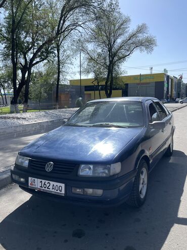 Volkswagen: Volkswagen Passat: 1994 г., 2 л, Механика, Газ, Седан