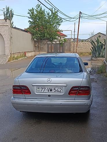 audi rul: Mercedes-Benz E-Class: 2.8 l | 1998 il Sedan — 1