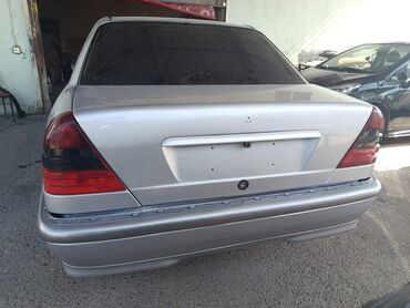 mersedes suretler qutusu: Mercedes-Benz 2000 il, Orijinal, Almaniya, İşlənmiş