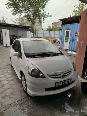 сколько стоит продать катализатор: Honda Fit: 2003 г., 1.3 л, Вариатор, Бензин, Хэтчбэк