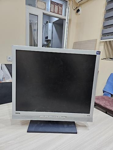 monıtor: BenQ FP71E LCD monitor - Ekran ölçüsü: 17" - Nisbət: 5:4 (kvadrat — 1