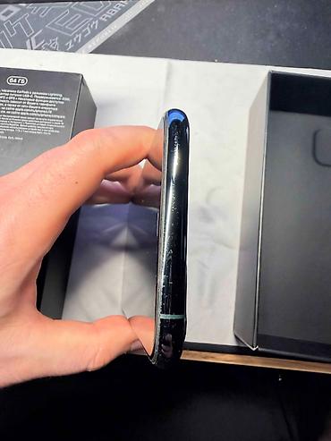 Apple iPhone: IPhone 11 Pro Max, Б/у, 64 ГБ, Черный, Коробка, 72 % — 10