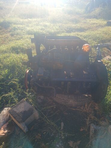 Motor üçün digər detallar: Məhsul: Dəmir tökmə mühərrik bloku və əlavə mühərrik hissələri — 13