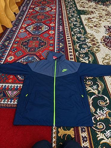 мешок одежды: Ветровка Nike мужская. - Модель с полным фронтальным молниевым замком — 1