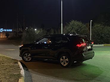 d 4d: Toyota RAV4: 2021 г., 2.5 л, Автомат, Гибрид, Кроссовер — 7