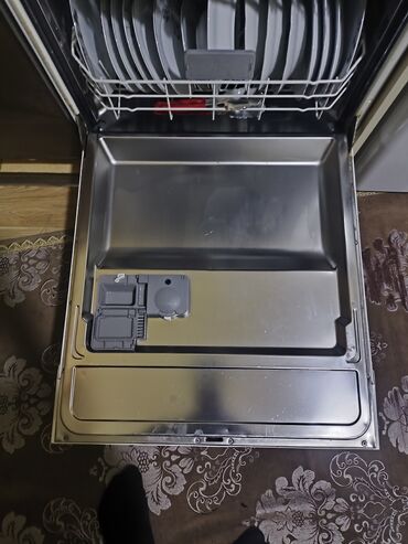 Qabyuyan maşınlar: Qabyuyan maşın Arcelik, Tam qabaritli (60 sm.), Quraşdırılan — 6