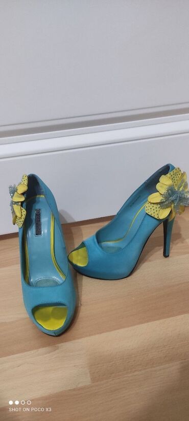продам туфли женские: Туфли 37, цвет - Голубой