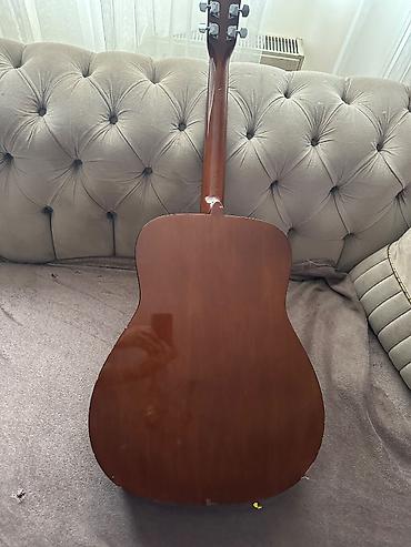 islənmis gitara: Akustik gitara, Yamaha, 6 sim, İşlənmiş, Ünvandan götürmə, Pulsuz çatdırılma, Ödənişli çatdırılma — 4