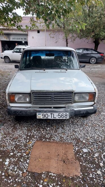 vaz masinlari: VAZ (LADA) 2107: 1.6 l | 2005 il 756321 km Sedan