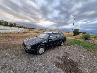 кудайберген садыгалиева: Volkswagen Passat: 1992 г., 1.8 л, Механика, Бензин, Универсал