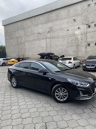 Продажа авто: Hyundai Sonata: 2020 г., 2 л, Автомат, Бензин, Седан — 3