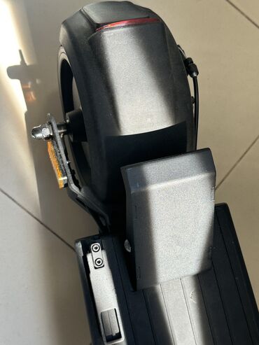 Elektrikli samokatlar: Yeni Elektrik samokat > 12", 351 - 500 Vt, 26 - 35 km/s — 10