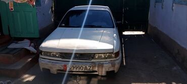 мицубиси спец стар: Модель (Mitsubishi Galant), год выпуска (1989), цвет (белый)