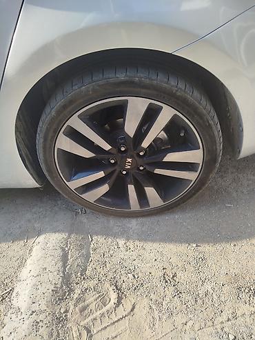 kia optima diskləri: KIA orijinal yüngül lehimli disklər və şinlər komplekti Barter 16-17 — 1