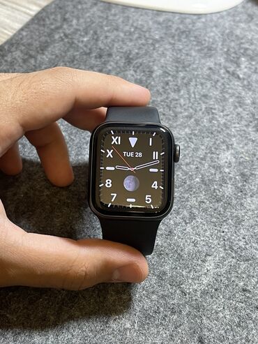 apple watch se 44mm qiymeti: İşlənmiş, Smart saat, Apple, Аnti-lost, rəng - Qara