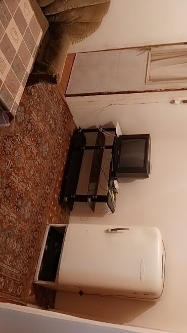 дом на колёсах: Kirayə üçün 2otaqlı mənzil (studia tipli plan). Fotolarda göstərilən