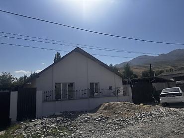 Продажа коттеджей и домов: 4 комнаты, 120 м², 8 соток, Таш-Добо, Собственник — 22