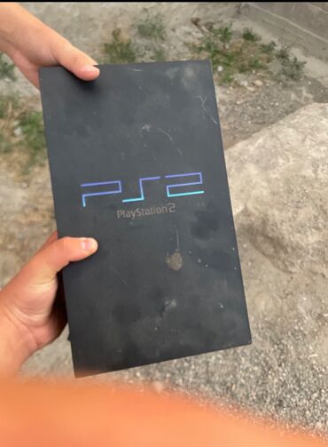 ps2 модели: Продаю два плейстейшин 2 Оба работают нету проводов Один большой