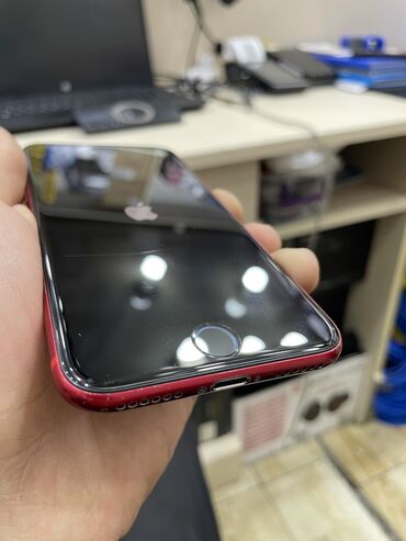 Apple iPhone: IPhone SE, 64 GB, Qırmızı, Barmaq izi, Simsiz şarj — 5