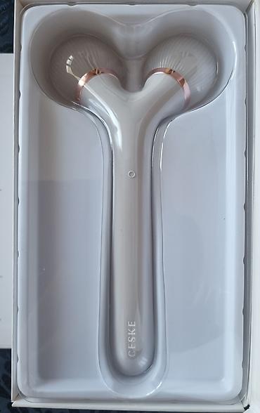 proizvod za negu kože: GESKE SmartAppGuided Sonic Facial & Body Roller | 4 u 1 Opis: - — 3