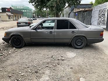 byd t5: Mercedes-Benz W124: 1988 г., Механика, Бензин, Седан — 7