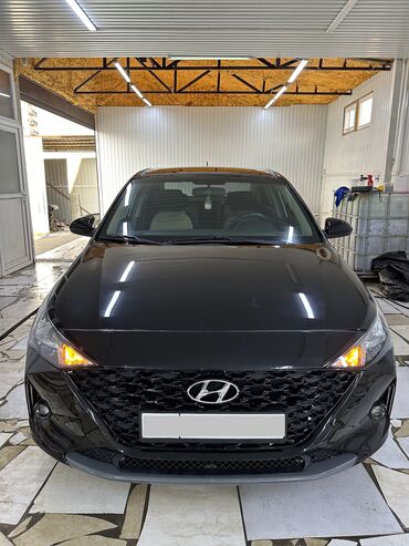 черный hyundai: Hyundai Accent: 2018 г., 1.6 л, Автомат, Бензин, Седан