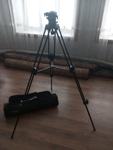 canon obyektiv: Kamera üçün statif