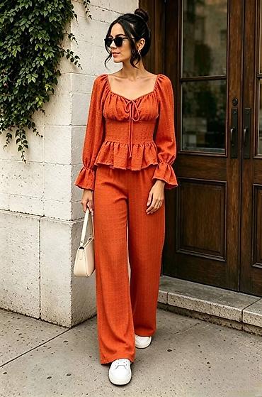 Komplet: 3000dinara
S M L