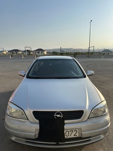 Motonəqliyyat: Opel Astra: 1.6 l | 2001 il 296000 km Sedan