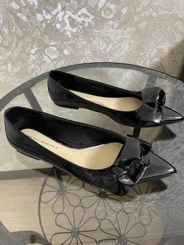 обувь из кореи: Туфли 37, цвет - Черный