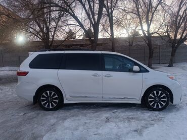 Toyota: Toyota Sienna: 2018 г., 3.5 л, Автомат, Бензин, Минивэн — 3