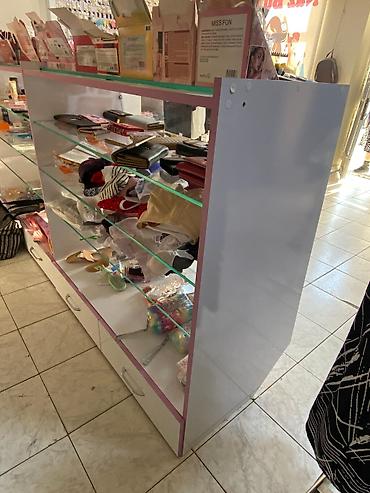 Kassa avadanlığı: Mağaza üçün vitrinlər Kasmetikabujiteriya paltar isdeye uygun — 5