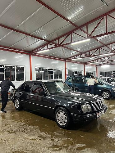 mercedes benz e 250: Mercedes-Benz W124: 1993 г., 2.2 л, Механика, Бензин, Седан — 3