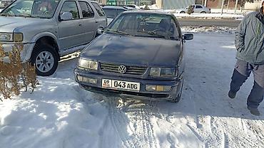 Volkswagen: Volkswagen Passat: 1994 г., 2 л, Механика, Бензин, Седан — 2