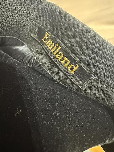 Kostyumlar: 52 razmer.Emiland klassik kişi kostyumu – qara rəng - Brend: Emiland — 2