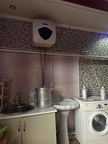 Продажа коттеджей и домов: 🏡 Продаются 3 дома + времянка на одном участке 📍 Нижняя Ала-Арча, ул — 10