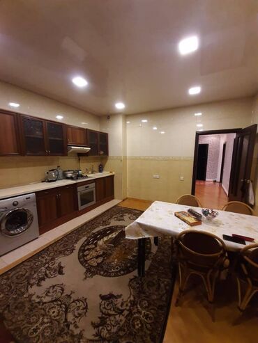 Yeni tikili: 3 otaqlı, Yeni tikili, m. İnşaatçılar, 120 kv. m — 12