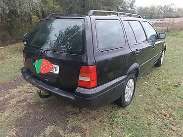 Volkswagen: Volkswagen Golf: 1994 г., 1.8 л, Механика, Бензин, Универсал — 4