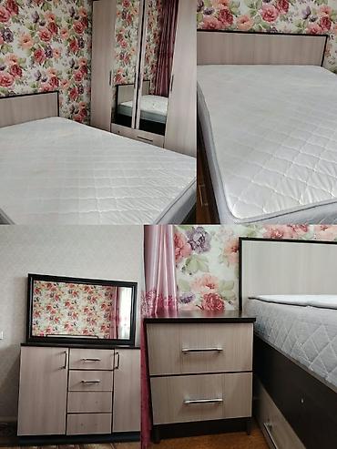 Спальный гарнитур, Б/у, Двуспальная кровать, Комод, Тумба