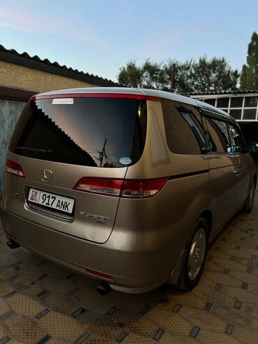 Honda: Honda Elysion: 2004 г., 3 л, Автомат, Бензин, Минивэн — 11