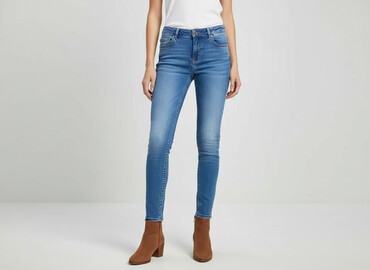 jeans relaxed fit bershka: Bershka, Jeans for women, size 2XS