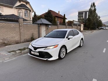 toyota landcruzer: Toyota Camry: 2018 г., 2.5 л, Автомат, Бензин, Седан