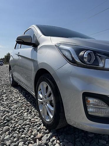 spark 1: Chevrolet Spark: 2018 г., 1 л, Автомат, Бензин, Хэтчбэк — 3