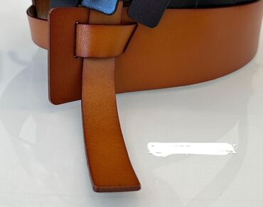 женский кожаный ремень: Продаю кожаный ремень Одевала только один раз Состояние идеальное