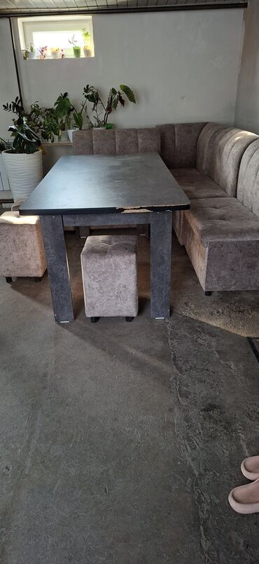 стол кухний: Ашкана үчүн жумшак бурчек, Башка материал, түсү - Саргыч боз